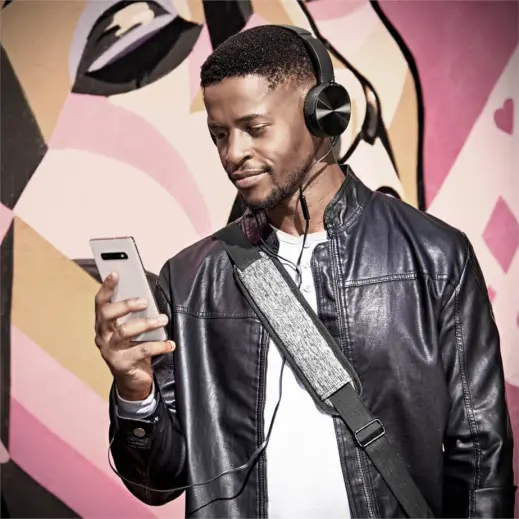 Swiss Cougar Copenhagen Wired Headphones Extra